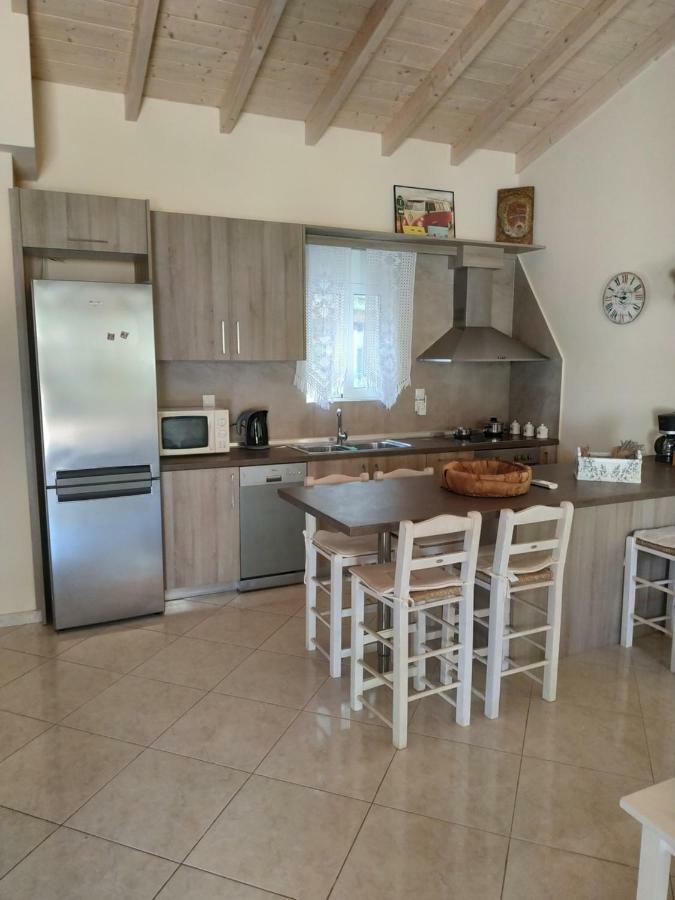 Alexandra Apartment Artemida  Luaran gambar